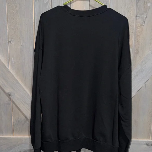 Nike Women's Black Crewneck Sweater - Picture 4 of 5